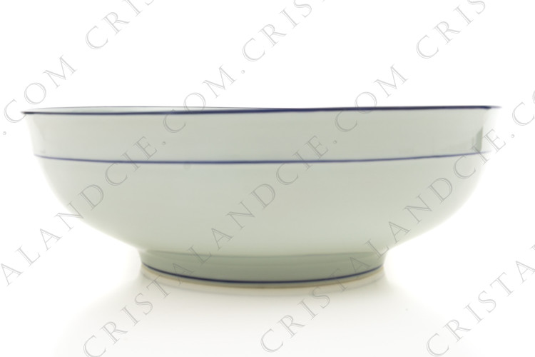 Saladier en porcelaine de Limoges de la maison Haviland et Parlon modèle Shangaï bleu orient orné de fleurs en camaïeu de bleus