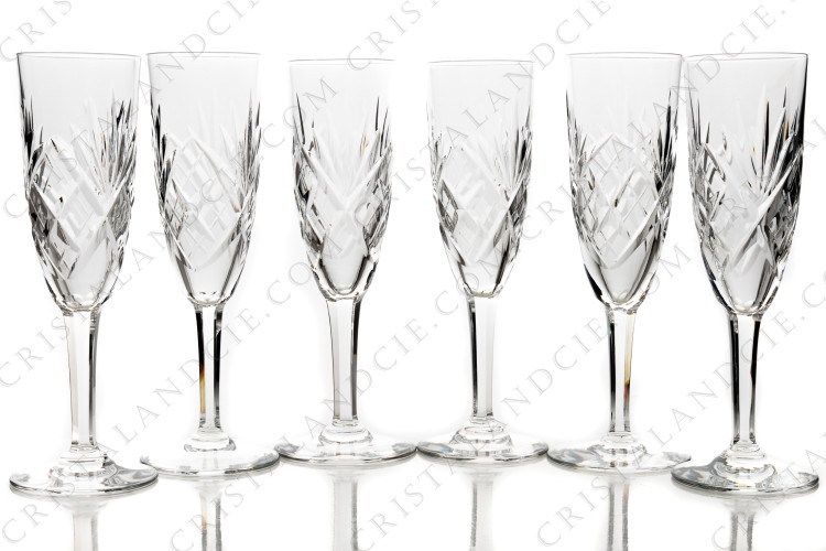 Six Champagne flutes Chantilly by Saint-Louis
