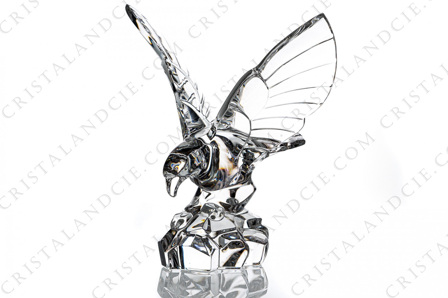 Eagle in crystal by Val Saint-Lambert pattern Aigle aux ailles déployées photo-1