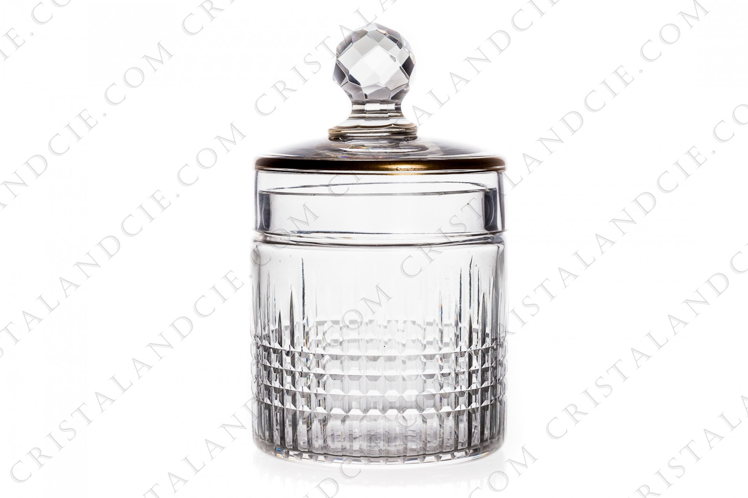 Powder box in crystal by Baccarat pattern Nancy gold with an important cut pattern and a gold border photo-1