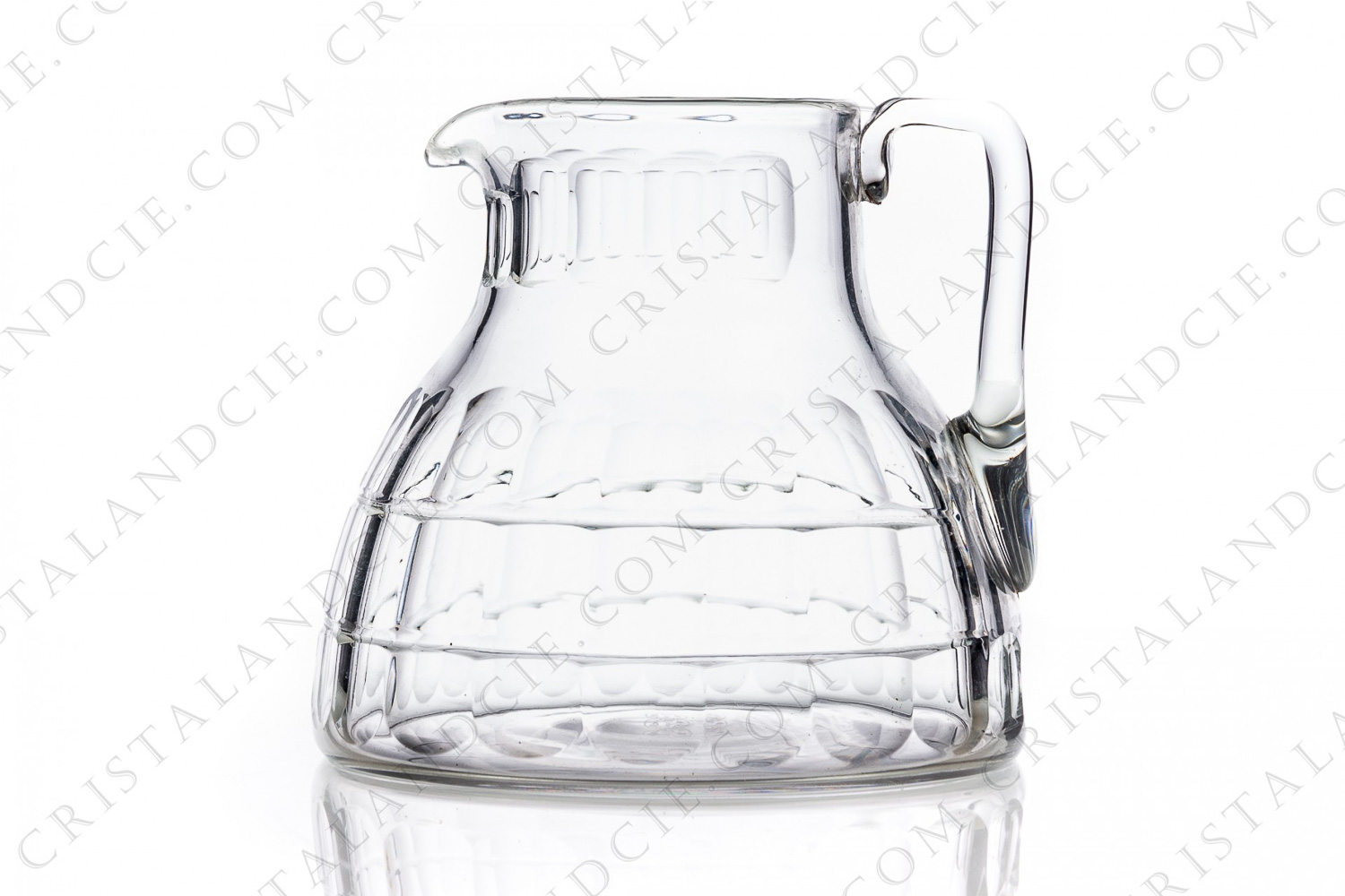 Broc à eau en cristal de Baccarat modèle Charmes à décor taillé sur la panse photo-1