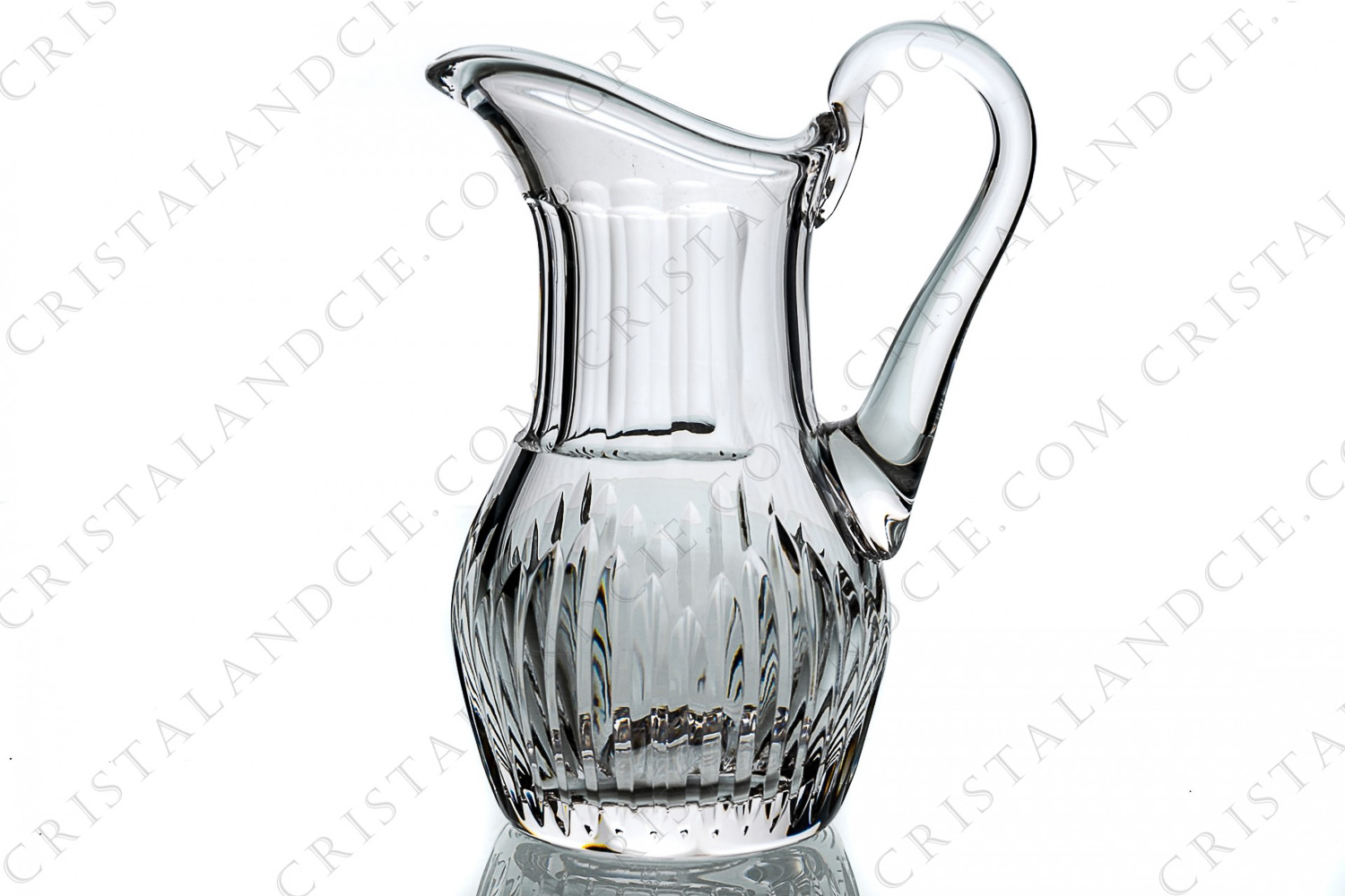 Broc à eau en cristal de Saint-Louis modèle Liane orné de biseaux taillés photo-1