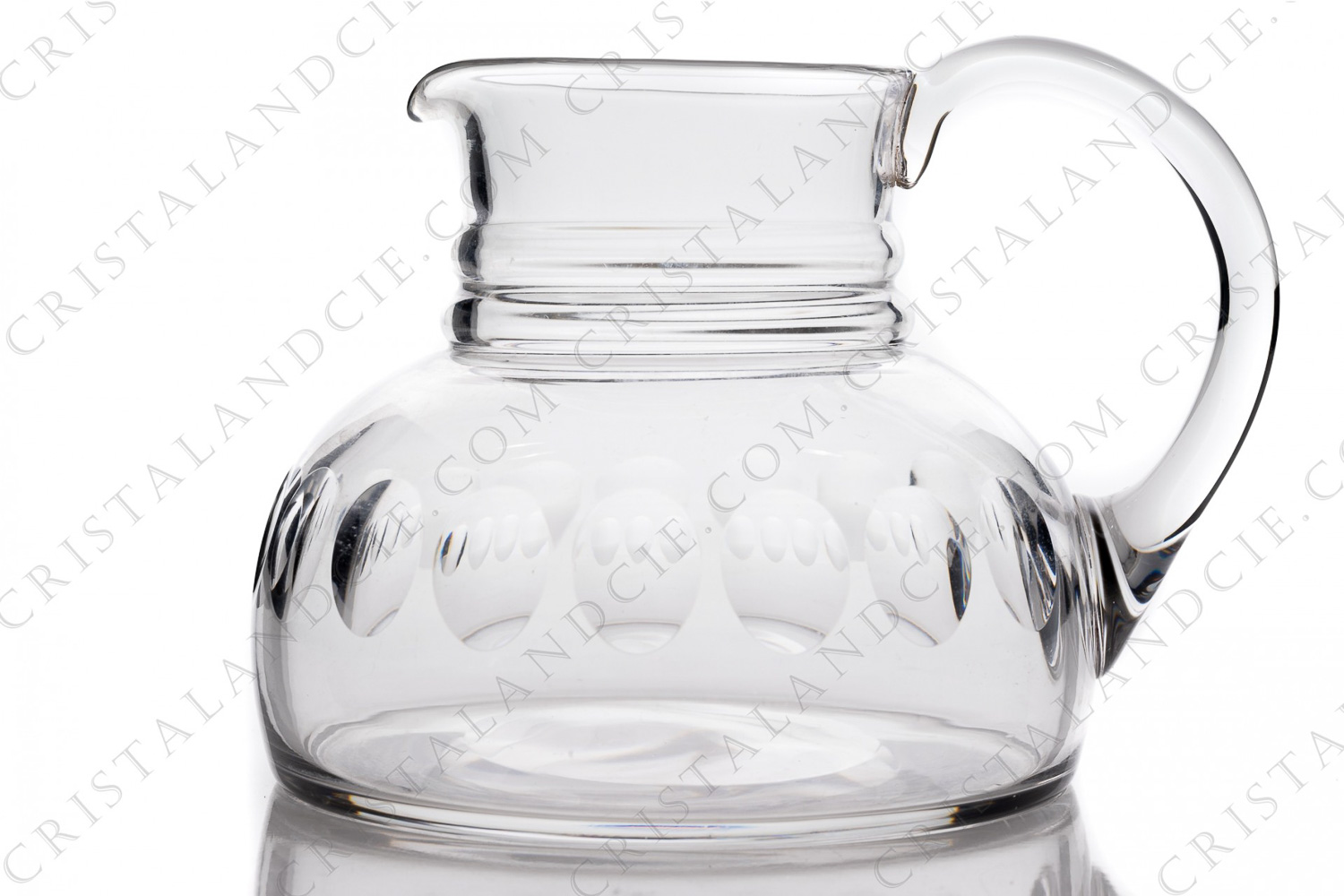 Broc à eau en cristal de Baccarat modèle Siam taillé, orné d anneaux sur le col et d ovales taillés sur la paraison photo-1