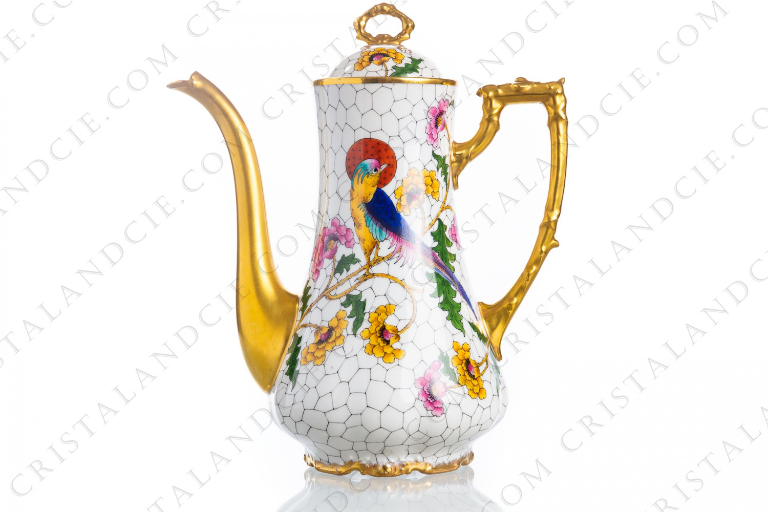 Cafetière en porcelaine de Limoges à décor d oiseau de paradis sur des branches fleuries peint à la main par les ateliers P photo-1
