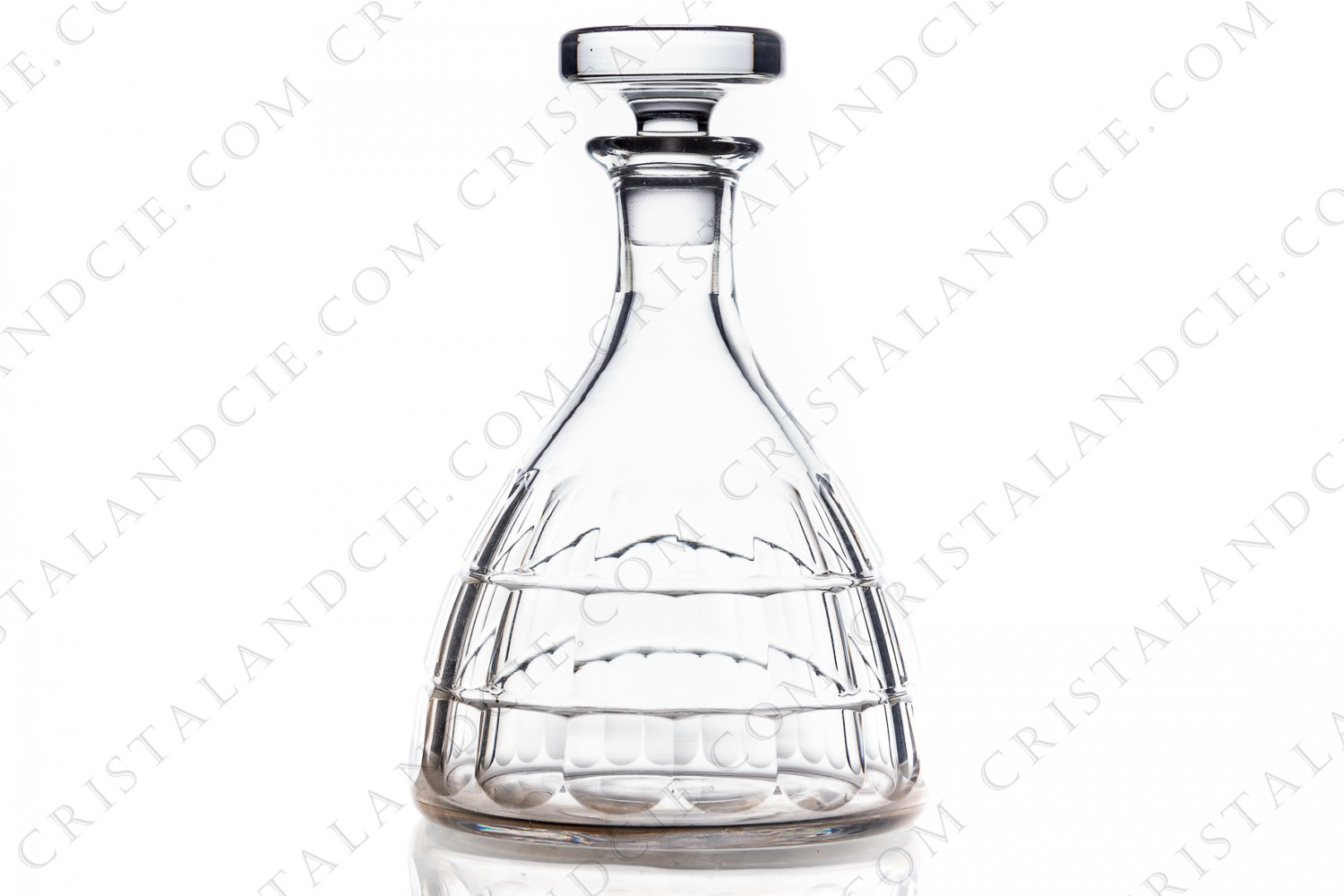 Decanter in crystal by Baccarat pattern Charmes with a cut pattern on the parison photo-1