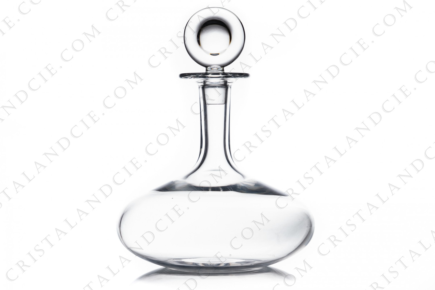 Decanter for young wine in crystal by Baccarat pattern Œnologie photo-1