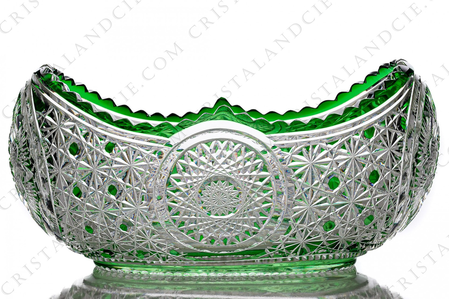Oval bowl in green double layer crystal by Saint-Louis with an important cur pattern photo-1