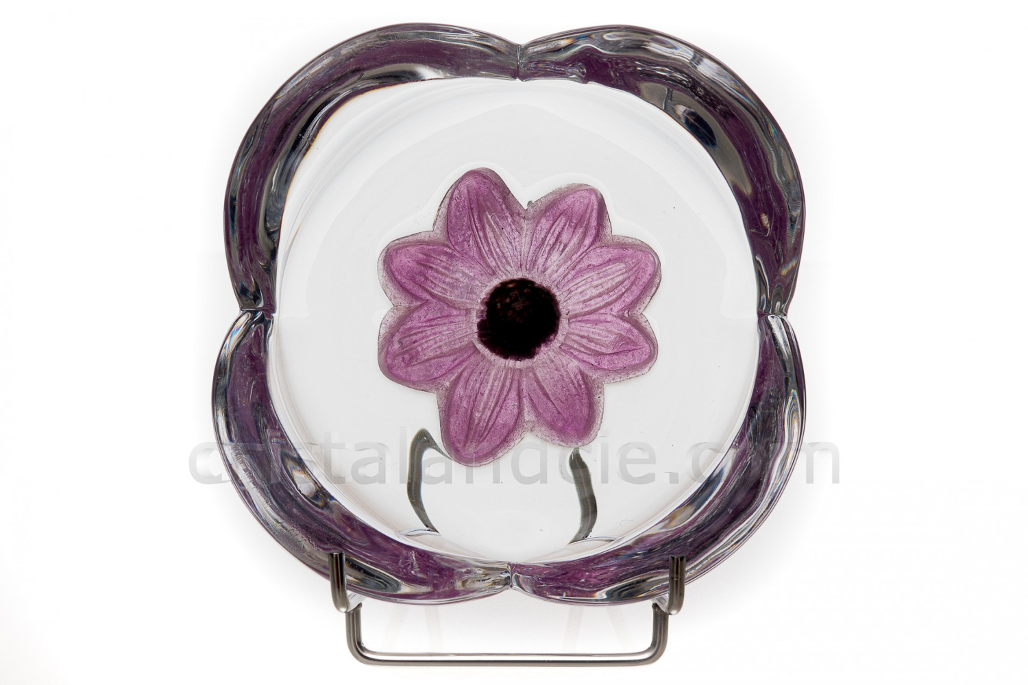 Small cup in crystal by Daum pattern Coppelia with a pink flower in pâte de verre photo-1
