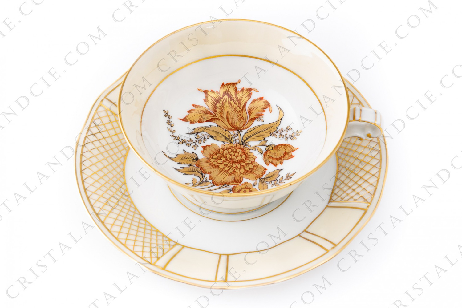 Breakfast cup in Limoges china by Bernardaud decorated with a gold hand painted bouquet of flowers photo-1