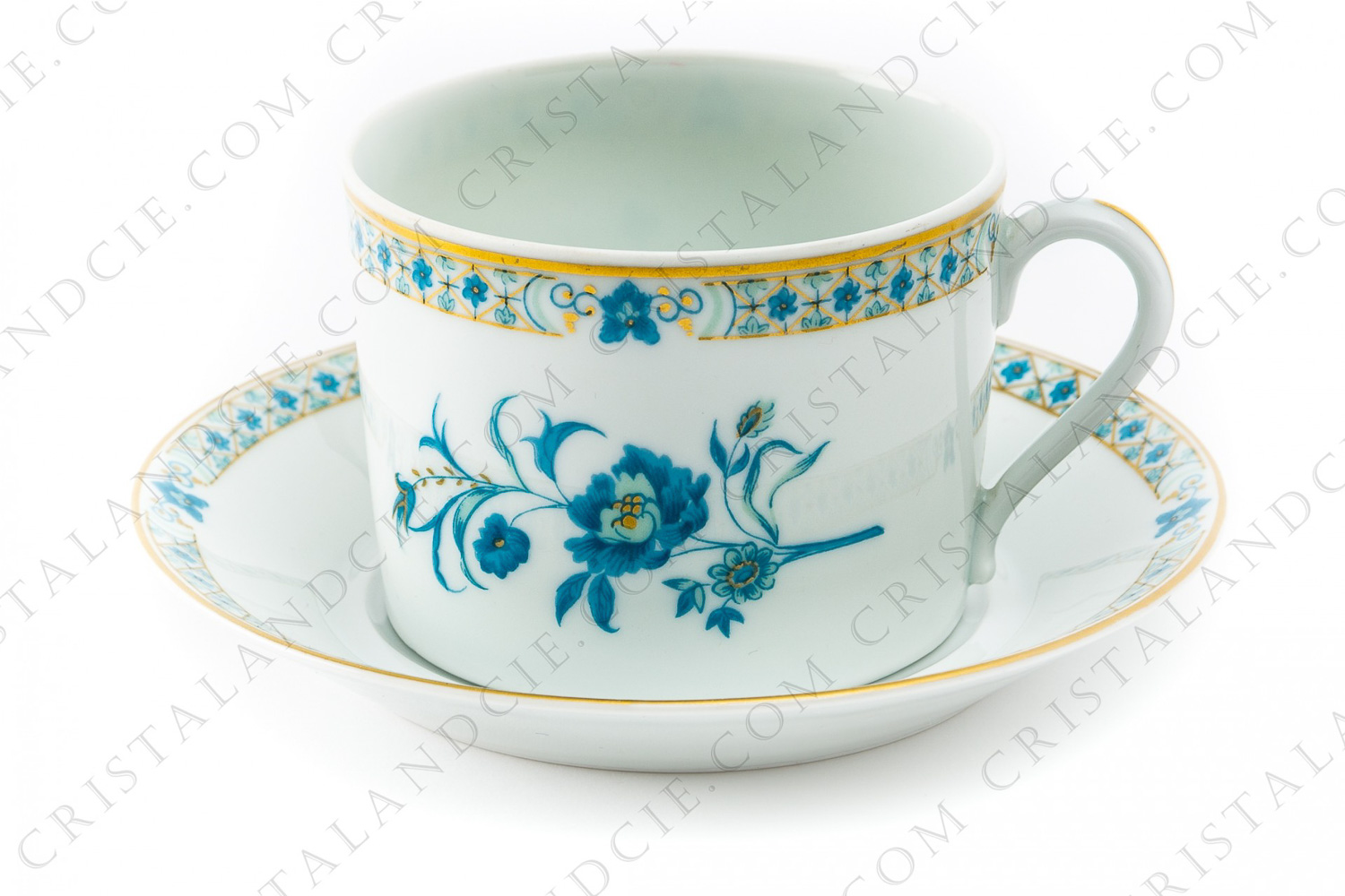 Breakfast cup in Limoges china by Haviland, pattern Nankin decorated with blue and gold flowers photo-1