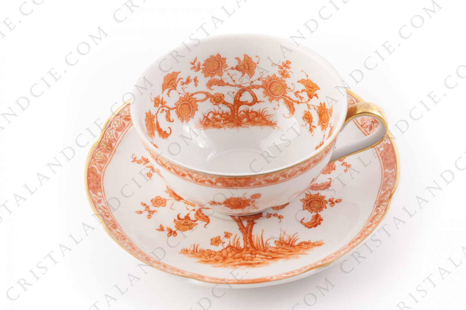 Déjeuner en porcelaine de Limoges de la maison Haviland modèle Arbre corail à décor de buisson fleuri rouge photo-1