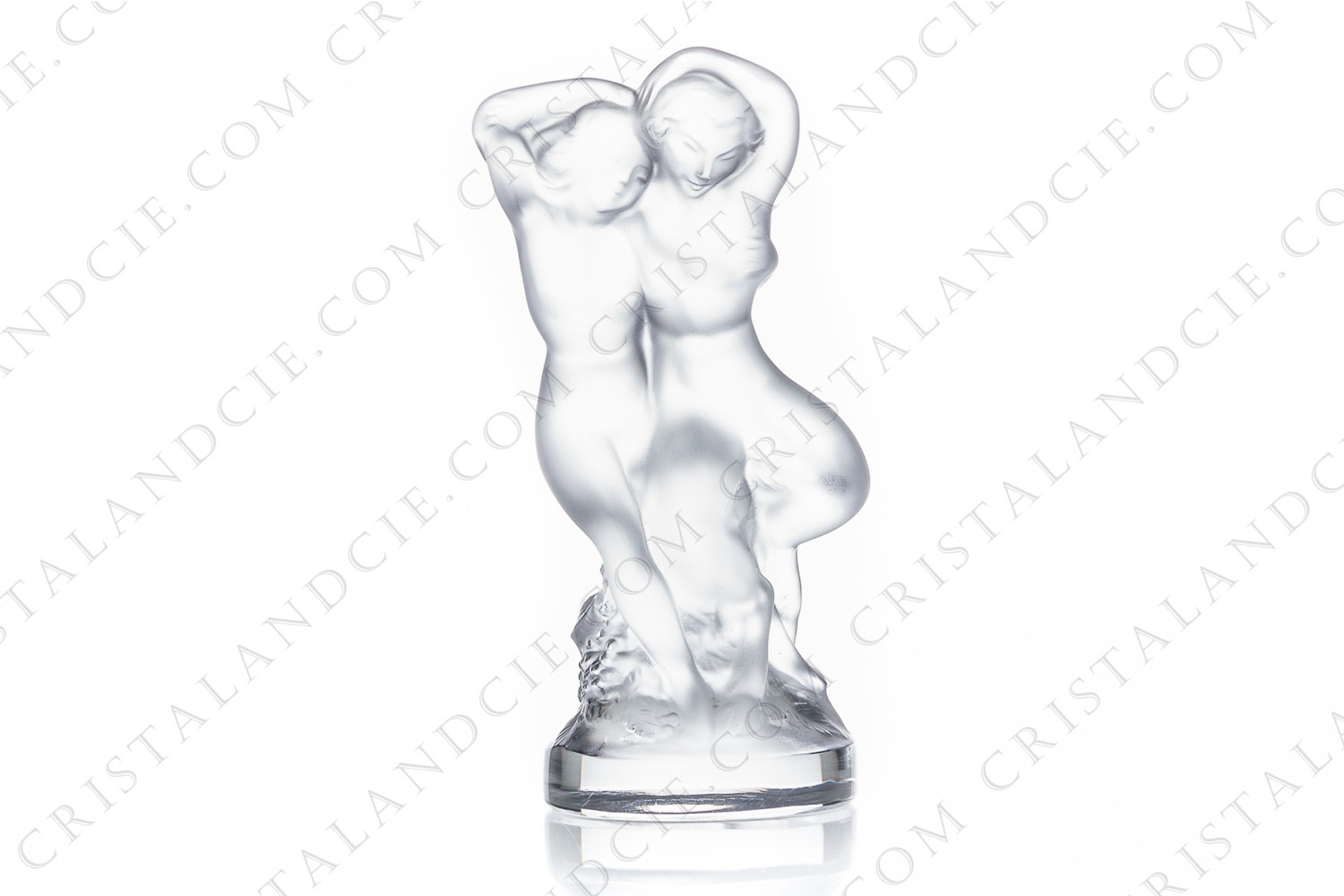 Figurine en cristal dépoli de Lalique modèle Faune représentant un faune et une jeune femme enlacés sur un cep de vigne photo-1