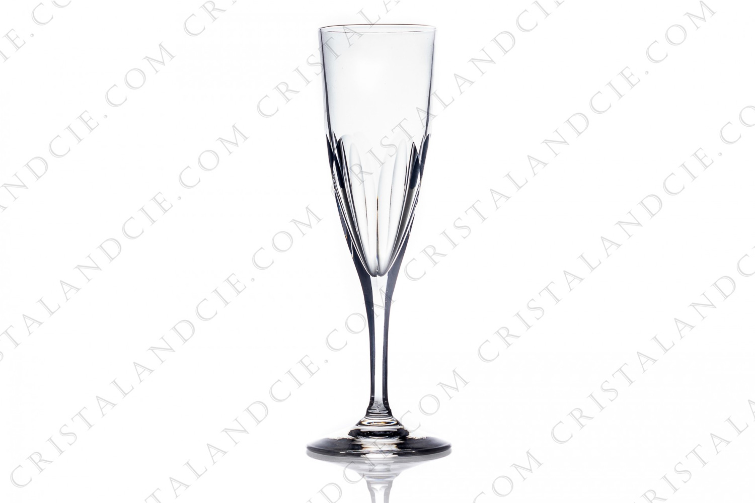 Champagne flute in crystal by Saint-Louis pattern Bristol decorated with flat cut photo-1