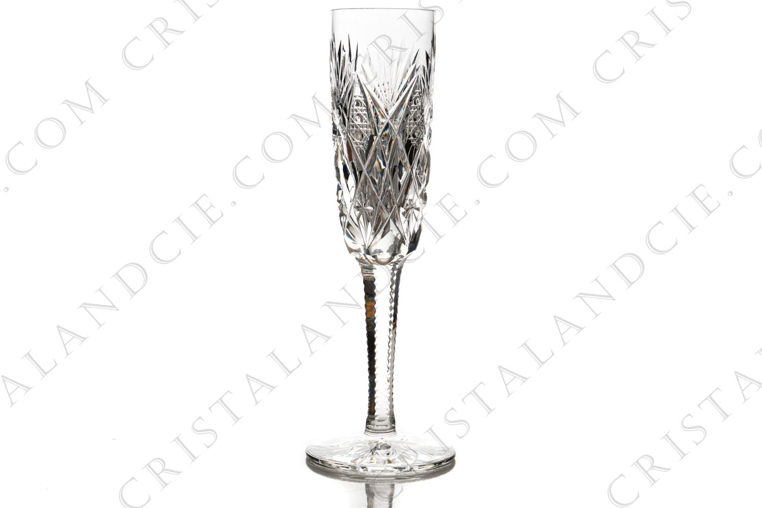 Flûte à Champagne en cristal de Saint-Louis modèle Florence présentant un important décor taillé sur la paraison et le pied photo-1