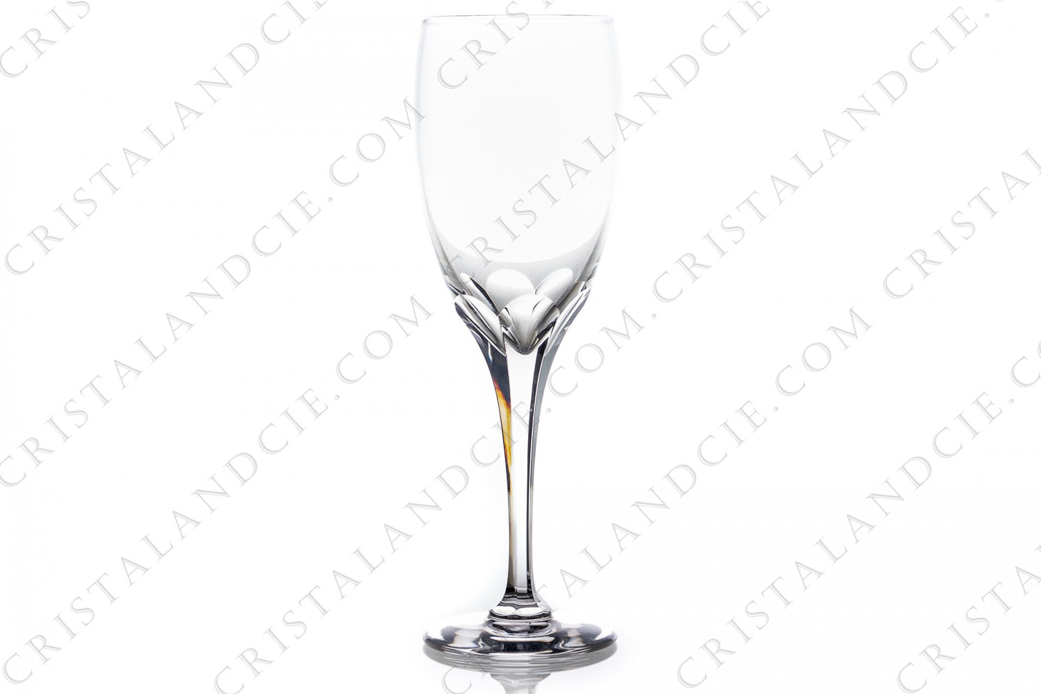 Champagne flute in crystal by Lalique pattern Tuileries with the stem is decorated with flatcuts photo-1