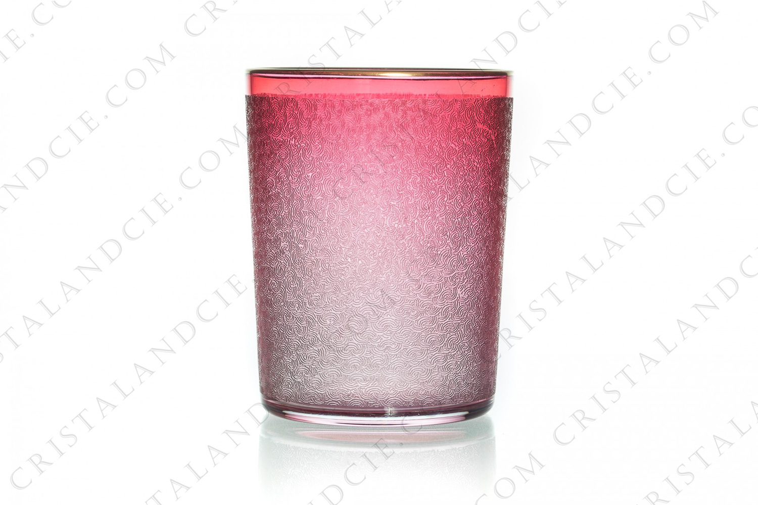 Gobelet en cristal rose de Saint-Louis à décor gravé à l acide et filet or sur le buvant photo-1