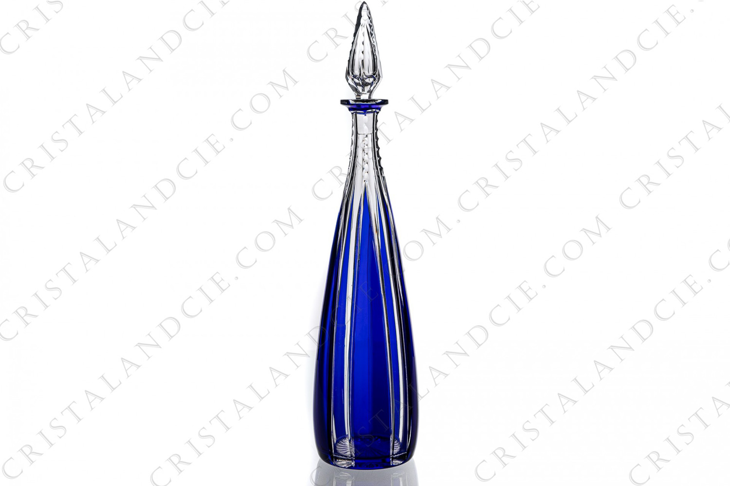 Wine decanter in blue double layer crystal by Saint-Louis with a cut Art Deco pattern photo-1