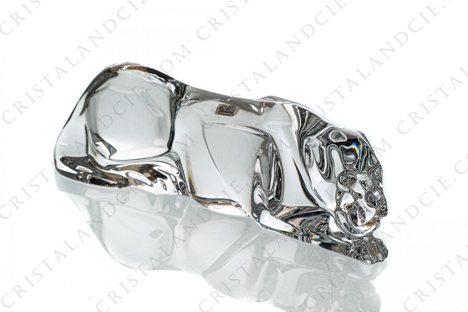 Jaguar in crystal by Baccarat pattern Jaguar representing a lying jaguar photo-1
