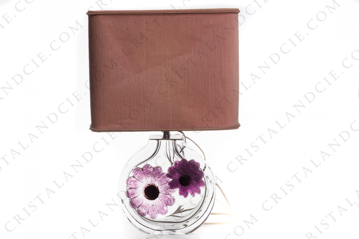 Lampe en cristal de Daum modèle Coppelia ornée de deux fleurs mauves en pâte de verre photo-1