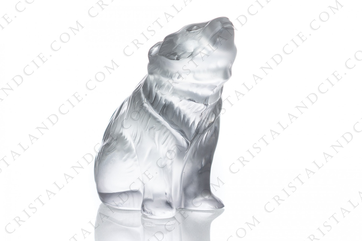 Figurine in frosted crystal by Lalique pattern Nouria representing a seatting bear photo-1