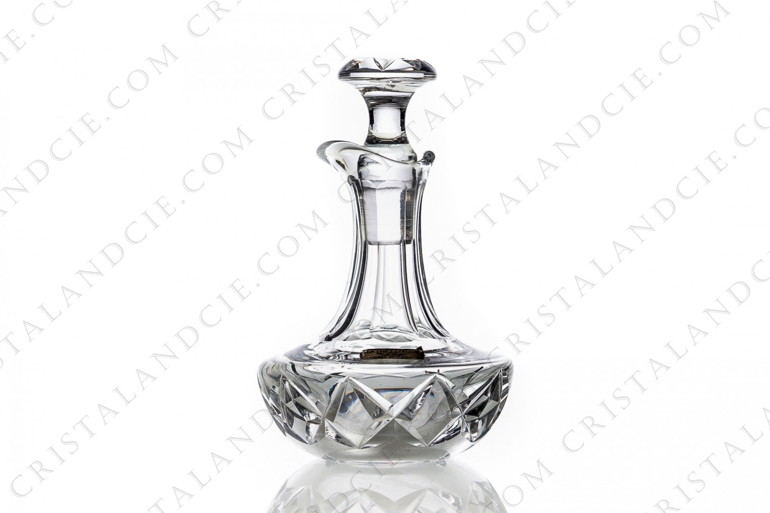 Small bottle in crystal by Saint-Louis with a cut pattern photo-1