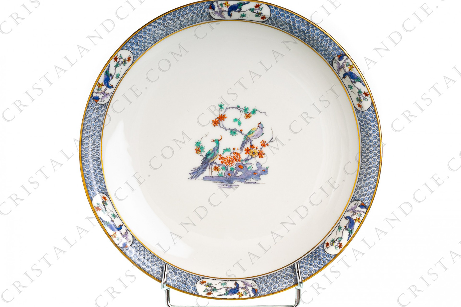 Small round dish in Limoges china by Theodore Haviland pattern Ambazar, decorated with birds of paradise on branches and with gold borders photo-1