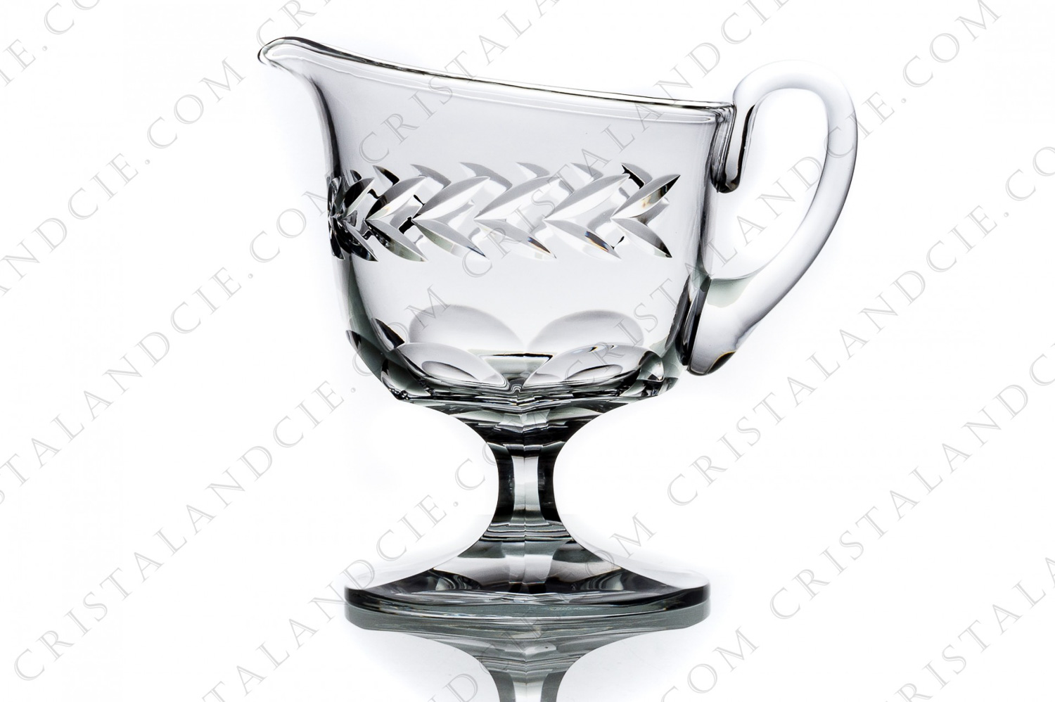 Water jug in crystal by Lalique pattern Beauharnais decorated with flat cuts on the bottom of the parison and on the foot, frieze of leaves on the parison photo-1