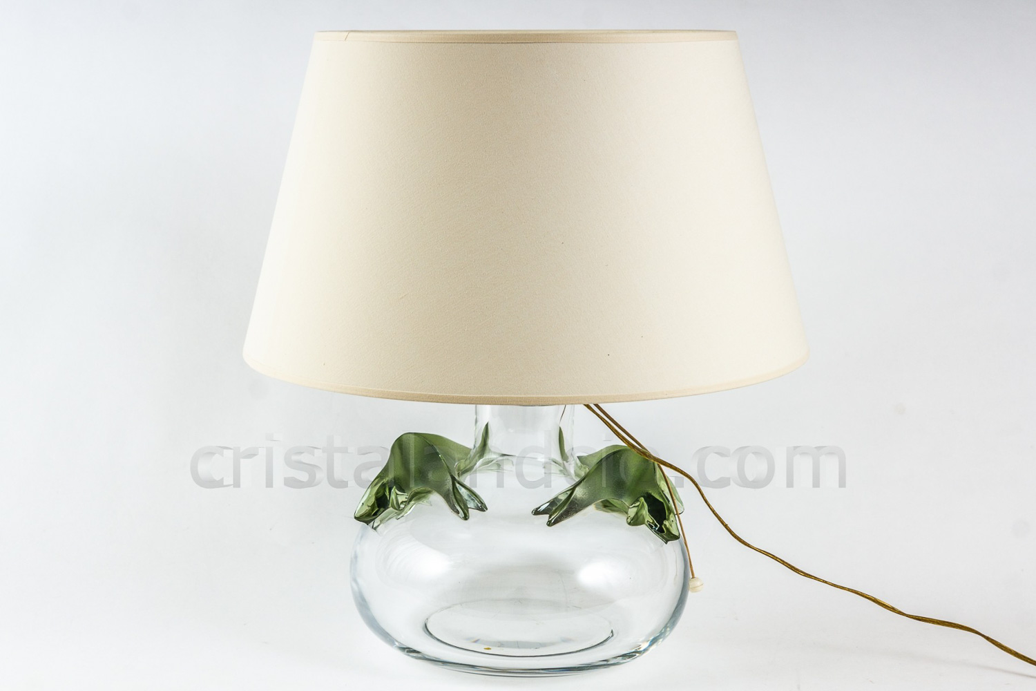 Lamp in crystal by Lalique pattern Saghir, shape of a ball decorated with two couples of sea lions in green frosted crystal photo-1