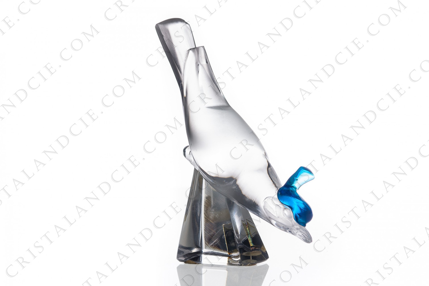 Bird in clear and frosted crystal by Lalique with a blue crest pattern Pilmico head down photo-1