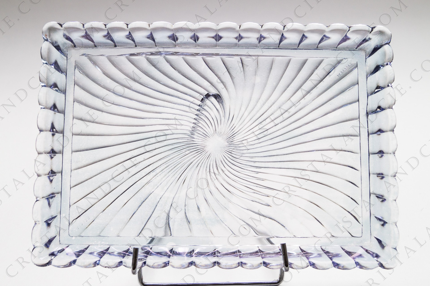Plateau en cristal de Baccarat modèle Bambou Tors à reflets bleutés photo-1