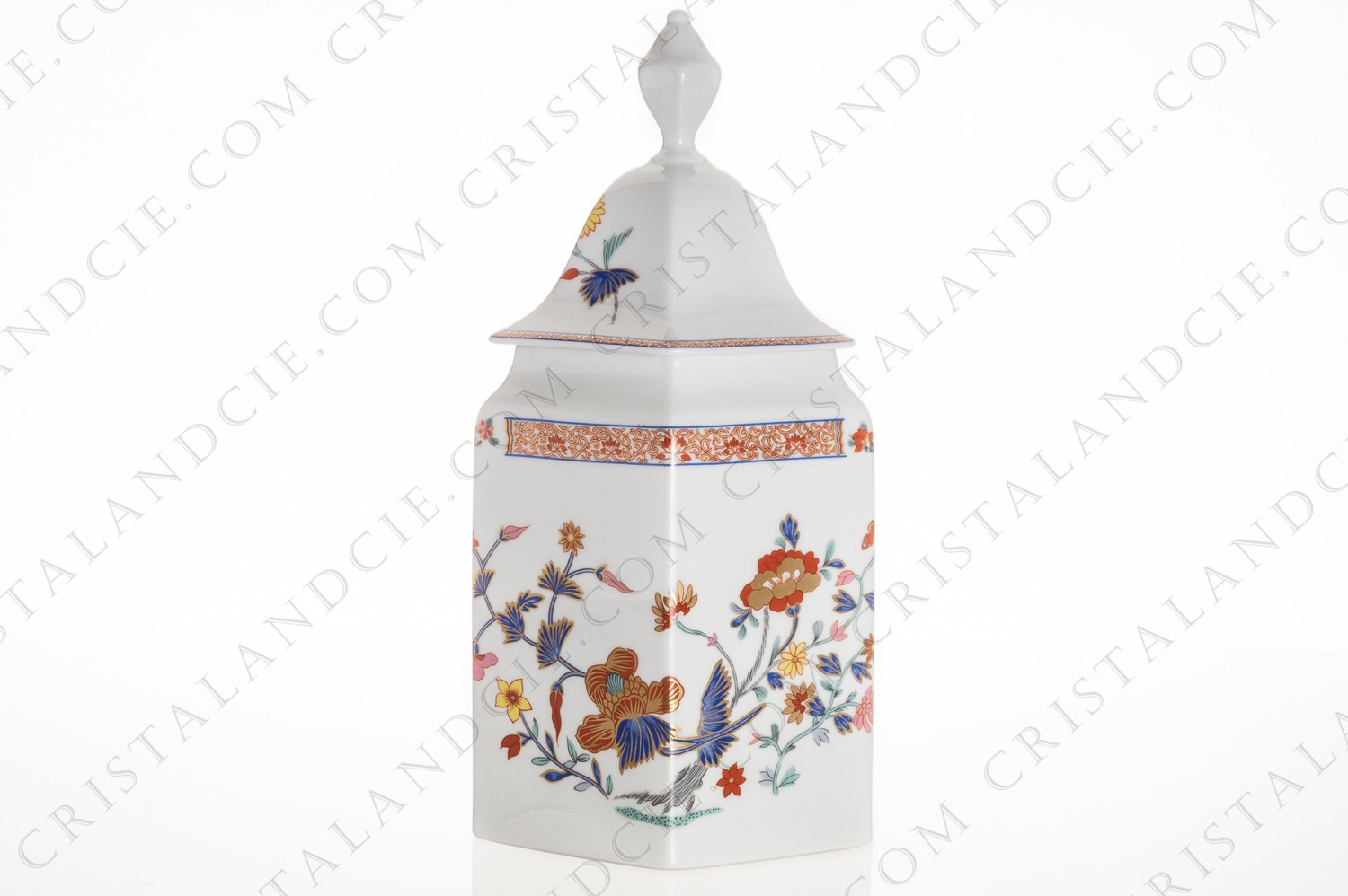 Covered pot in Limoges china by Bernardaud pattern Pondichery decorated with polychromes and gold flowers photo-1