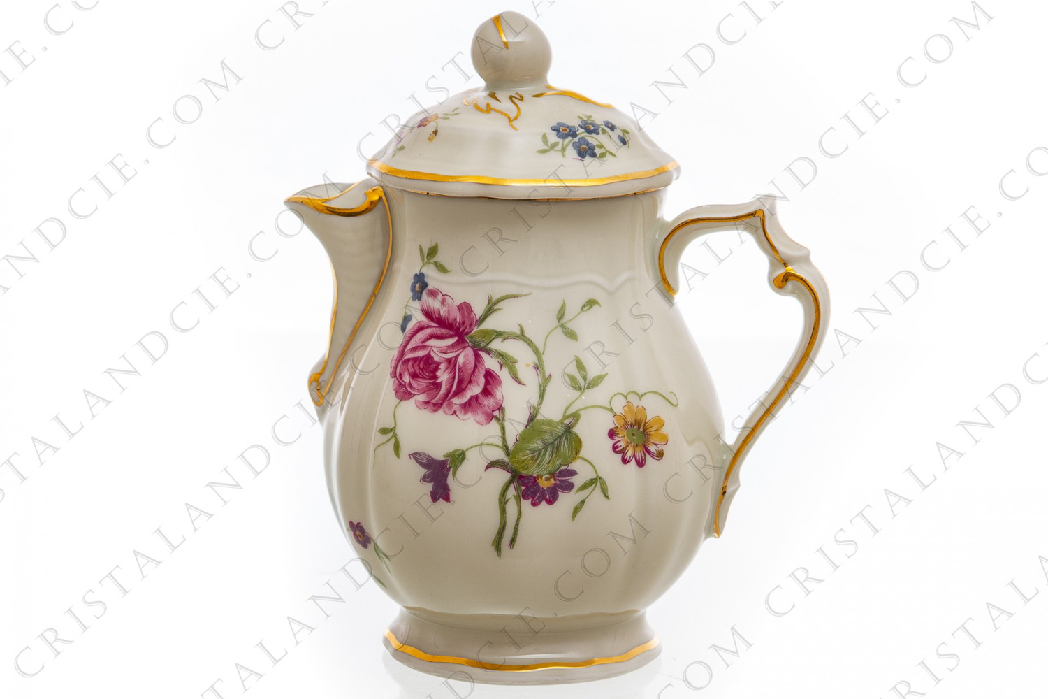 Pot à lait en porcelaine de Limoges de la maison Bernardaud forme Régence décoré de fleurs polychromes photo-1