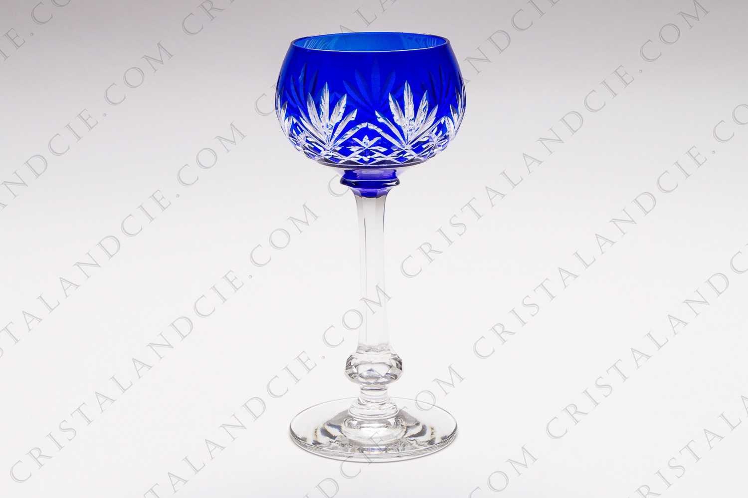 Verre à vin du Rhin roemer en cristal de Saint-Louis de couleur bleue modèle Massenet photo-1