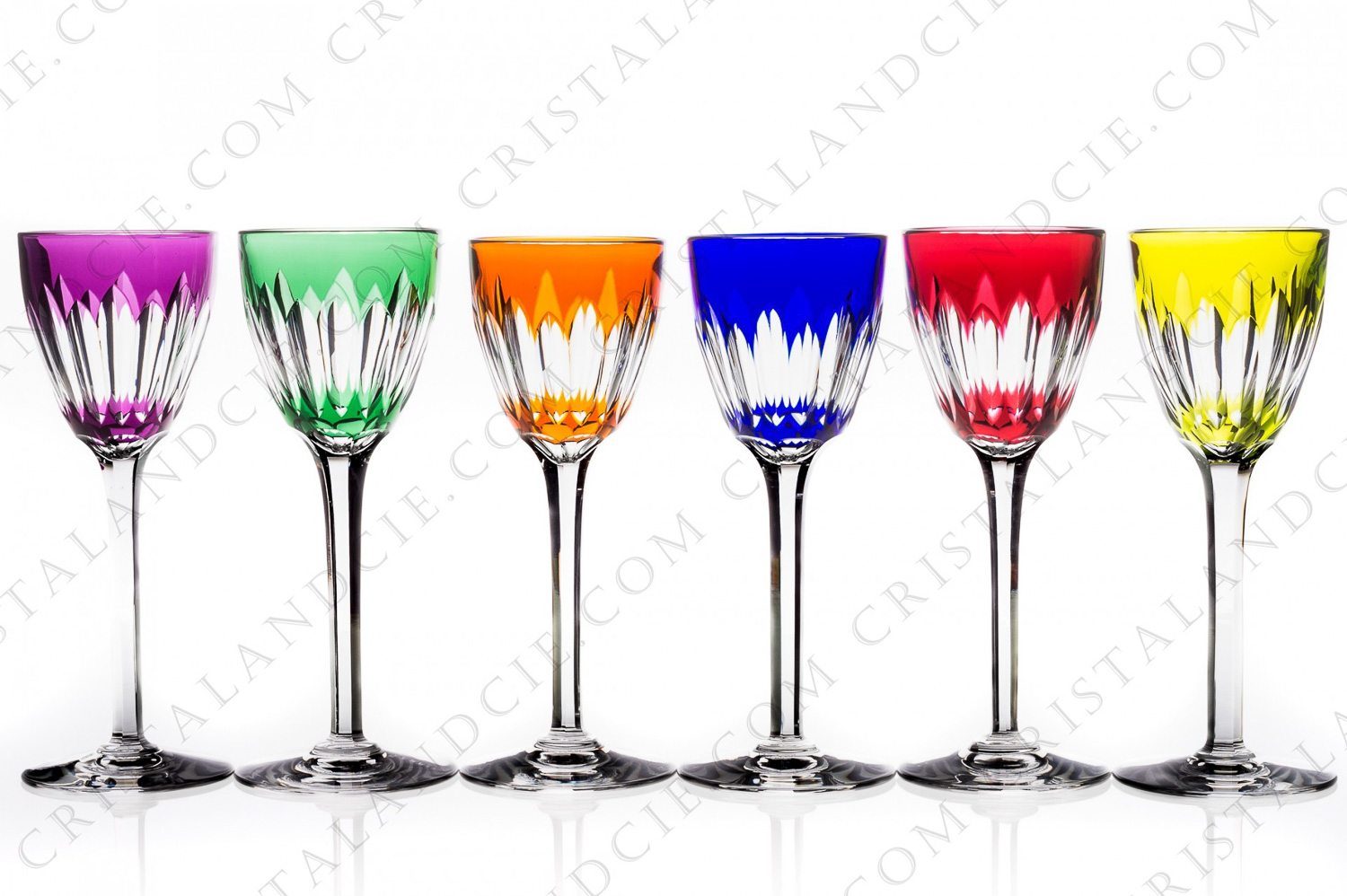 Service de six verres à vin du Rhin roemers en cristal double-couches de Baccarat modèle Vérone dont la paraison est ornée de biseaux et la jambe taillée photo-1