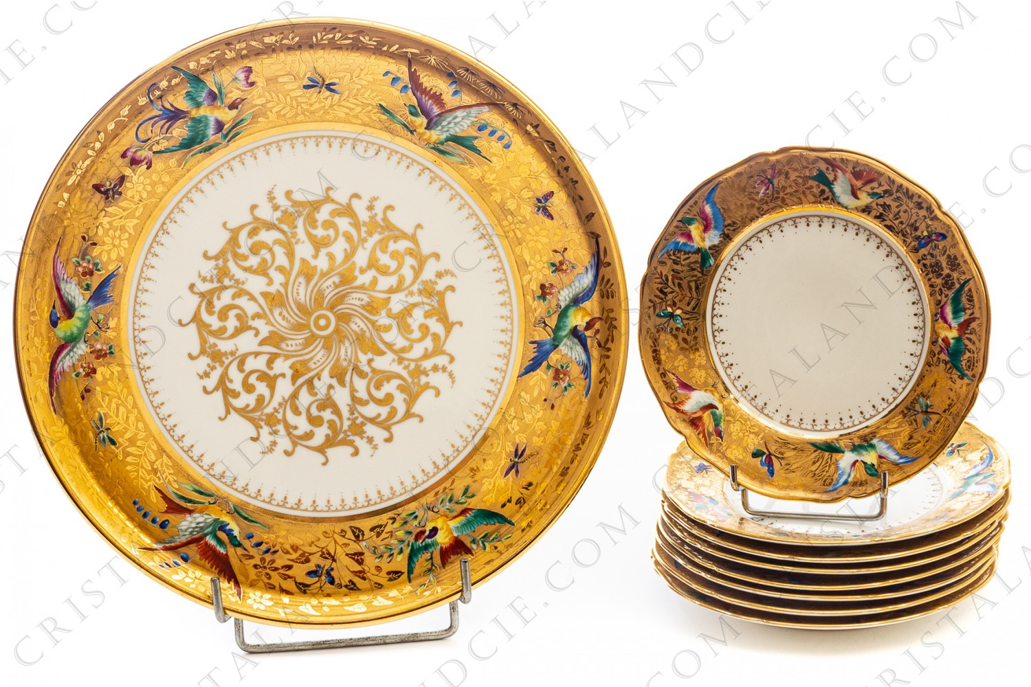 Dessert set in china hand painted by the workshops Le Tallec, decorated with polychromes enameled birds of paradise and butterflies on a gold flowered stripe photo-1