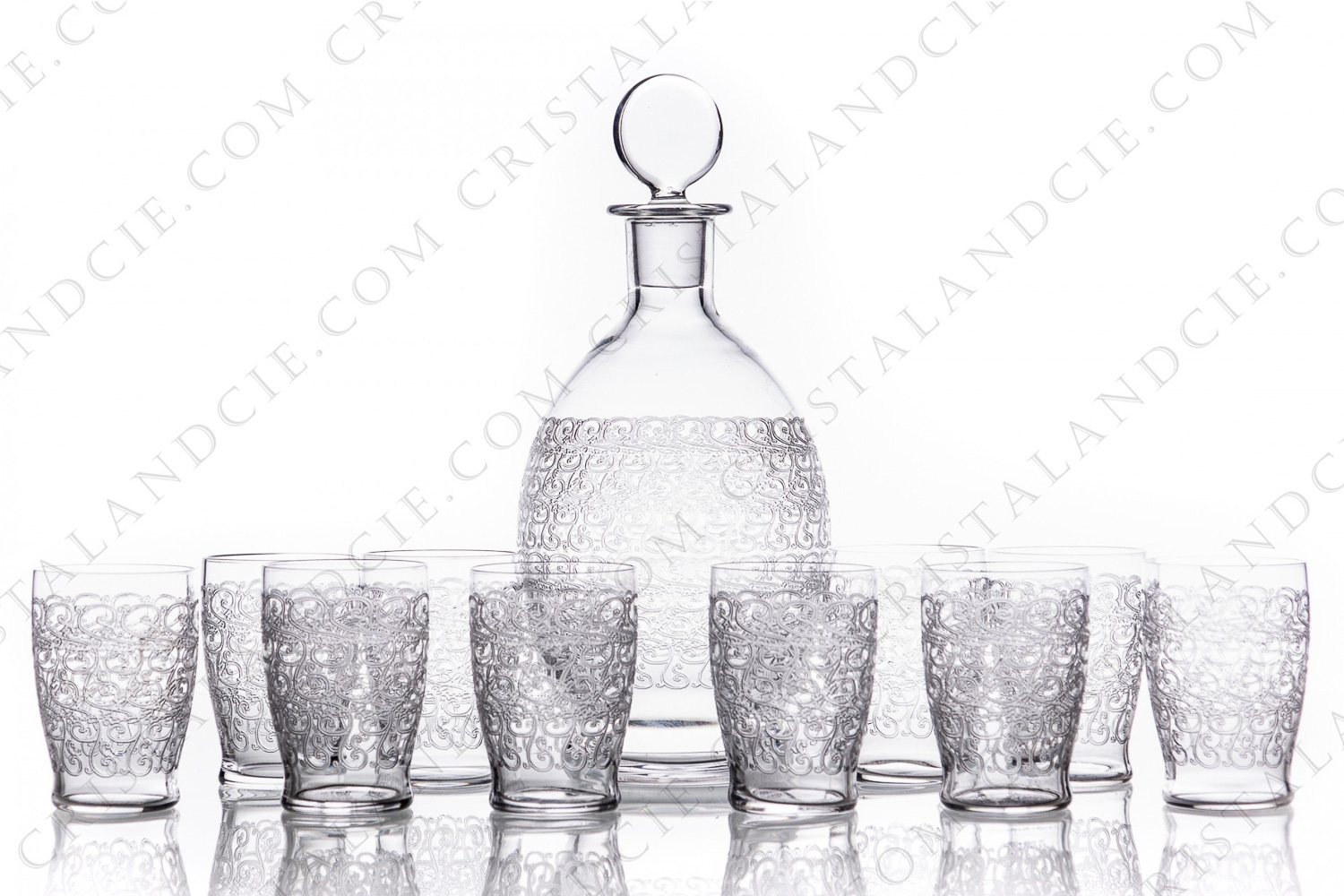 Service à porto en cristal de Baccarat modèle Gouvieux ( gravure Rohan) présentant un important décor gravé photo-1