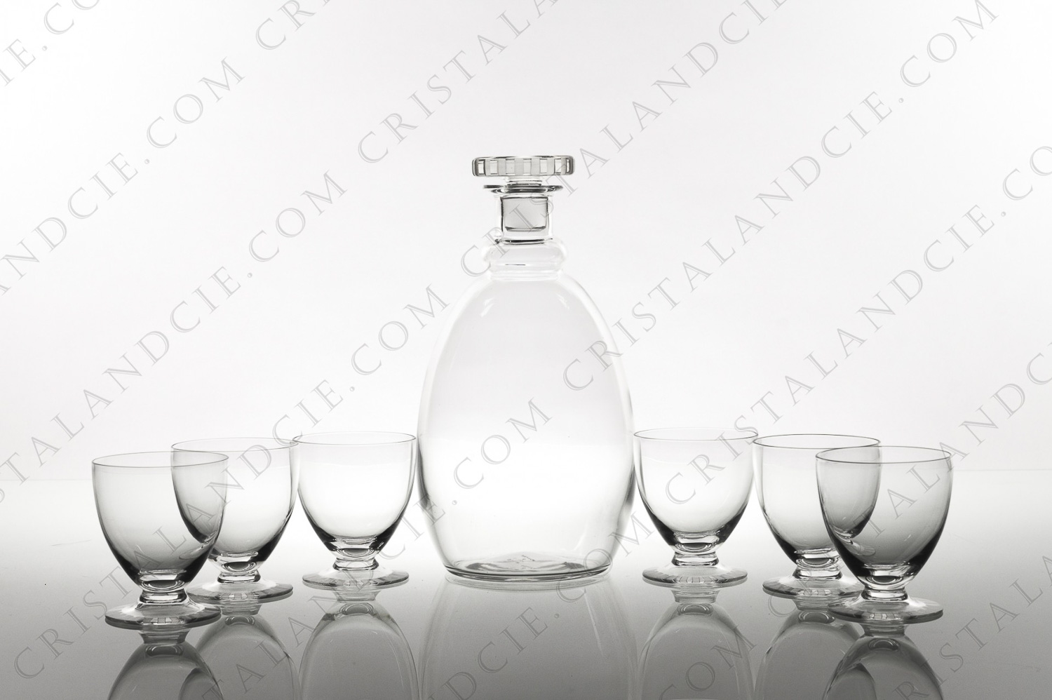 Service à vin en cristal de Daum modèle Briançon à décor Art Déco taillé et dépoli sur le pied et le bouchon photo-1