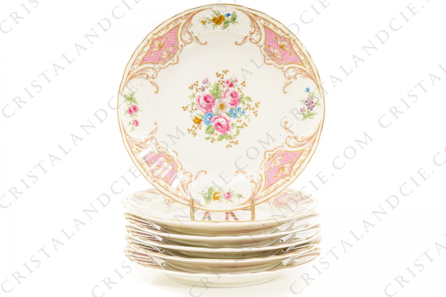 Série de six assiettes à pain en porcelaine de Limoges de la maison Bernardaud ornées de bouquets de fleurs polychromes et dorés à la main, et de rinceaux rose et or photo-1