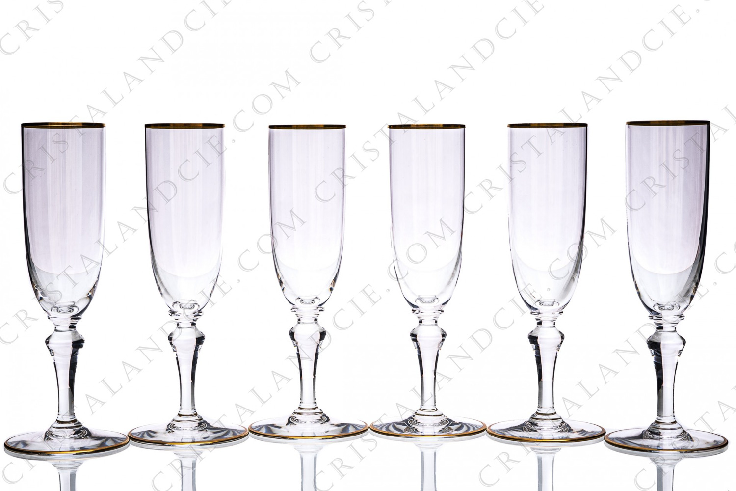 Série de six flûtes à Champagne en cristal de Baccarat modèle Mahora ornées de filets or photo-1