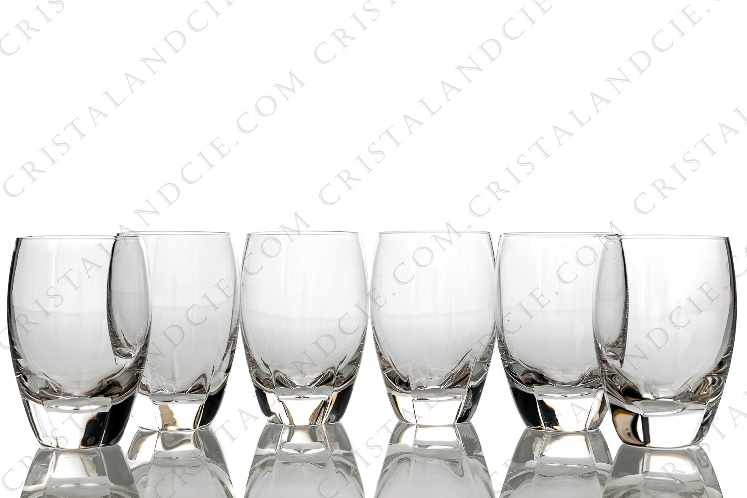 Set of six water tumbler in crystal by Lalique pattern Highlands, bottom as a corolla photo-1