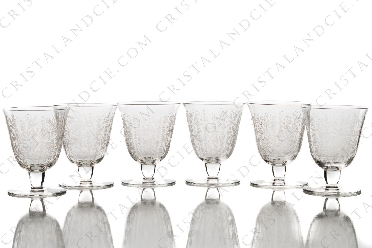 Set of six Sherry glasses n°5 in crystal by Baccarat pattern Argentina with an important engraved pattern photo-1