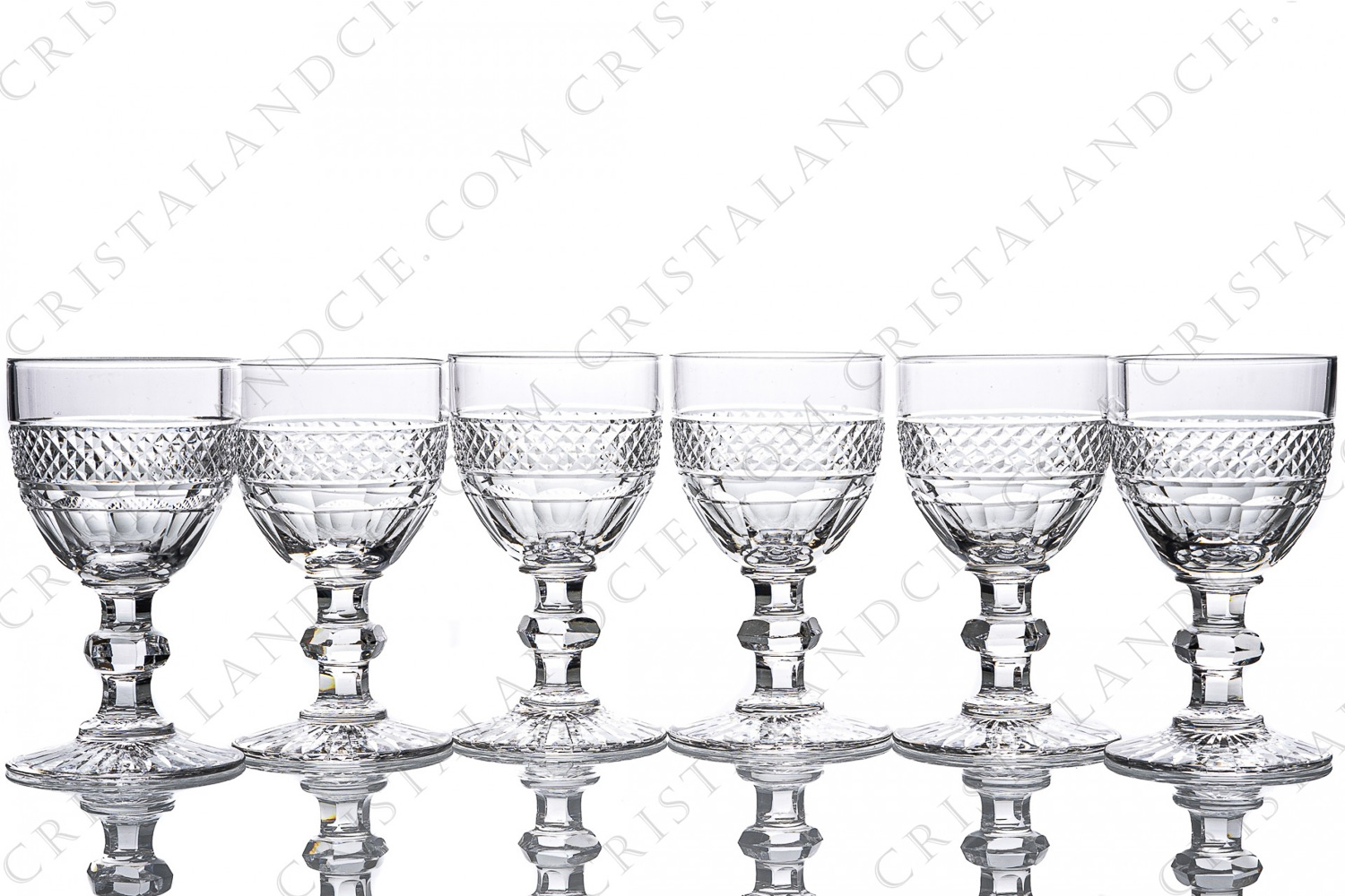 Set of six Sherry glasses n°5 in crystal by Saint-Louis pattern Trianon with the gob is decorated with a Diamond tips frieze, stem with a ring photo-1