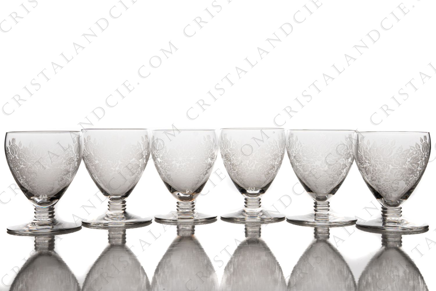 Set of six white wine glasses n°4 in crystal by Baccarat decorated with engraved bouquets of flowers photo-1