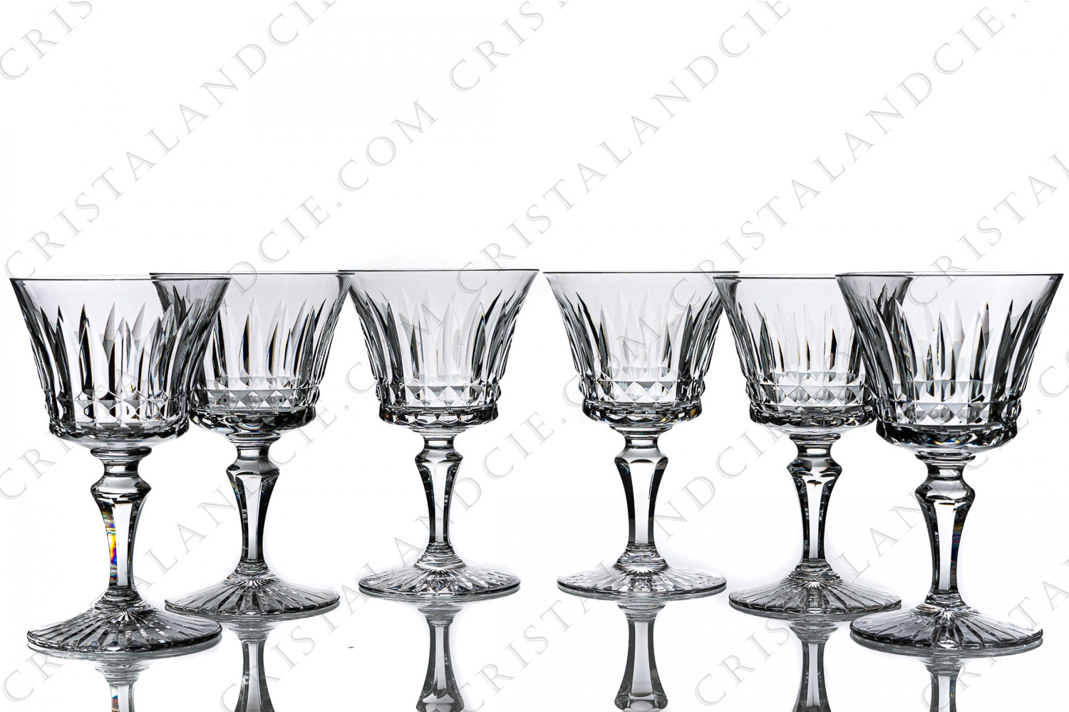 Set of six wine glasses n°3 in crystal by Baccarat pattern Buckingham with an important cut pattern on the gob and the foot photo-1