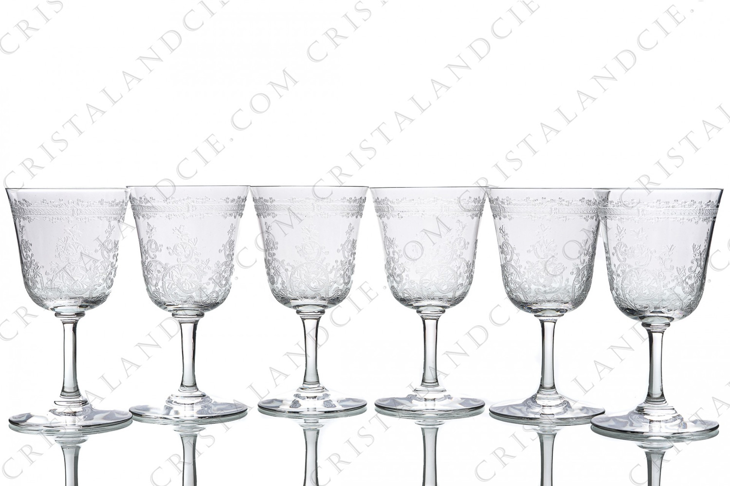 Set of six wine glasses n°4 in crystal by Baccarat pattern Lafayette with an important engraved pattern of vegetables arabesques photo-1