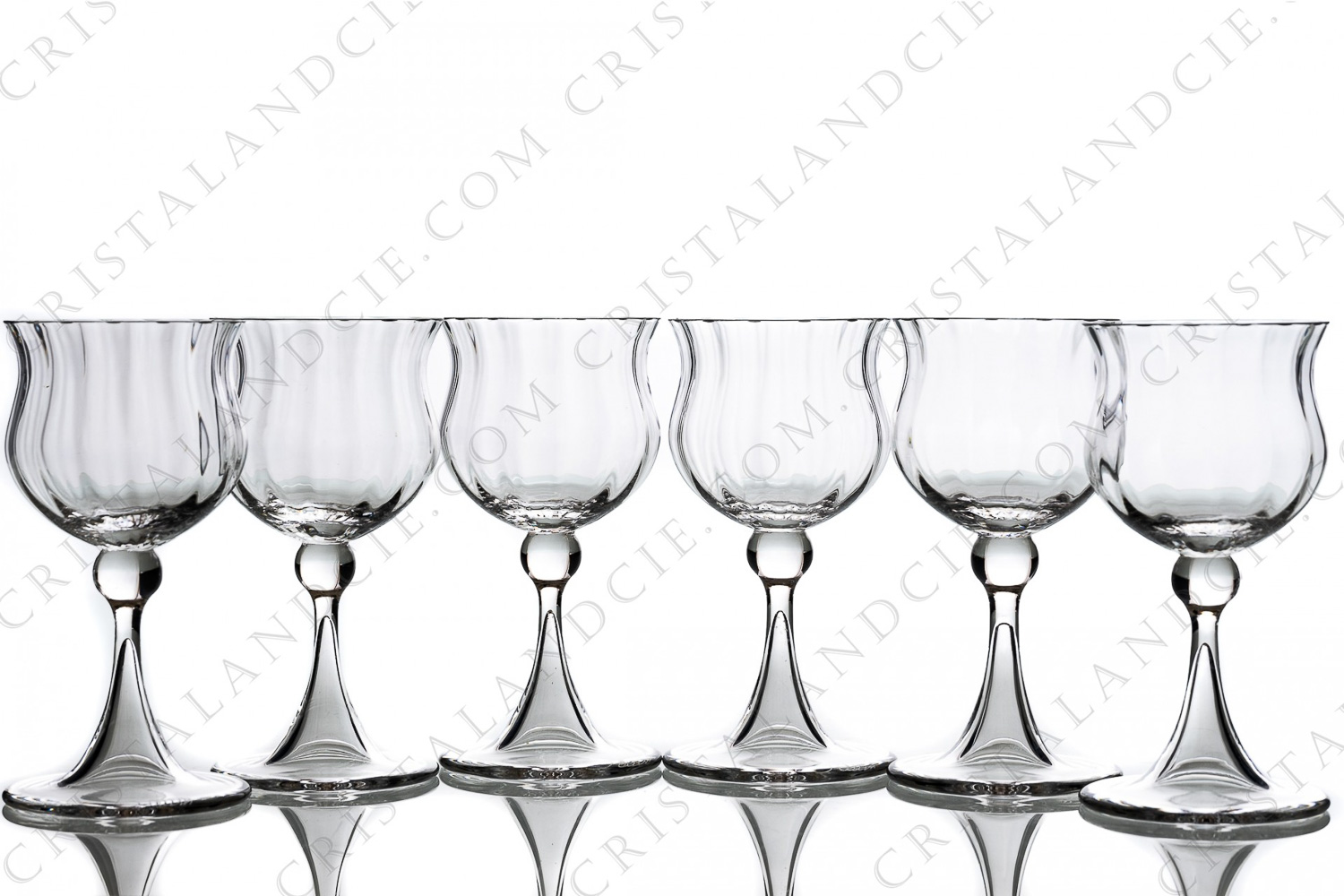 Set of six wine glasses n°4 in crystal by Daum pattern Verone with a gob decorated with venetians cuts, with a hollow foot photo-1