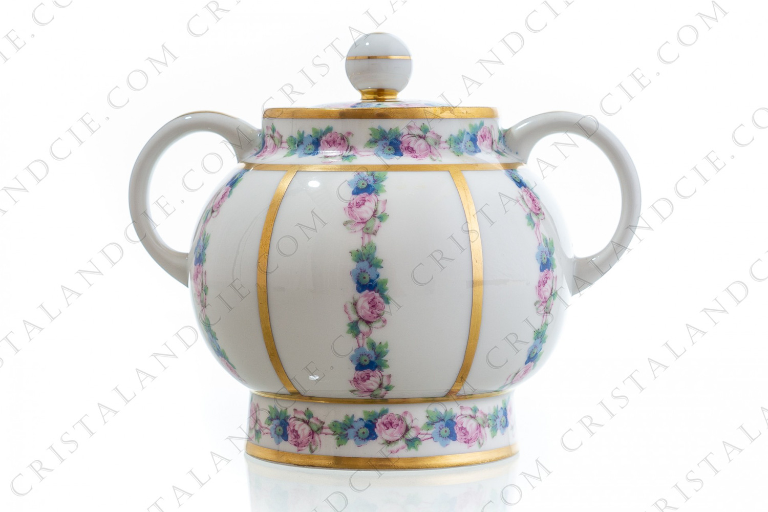 Sucrier Art Déco en porcelaine de Limoges de la maison Legrand présentant un décor de fleurs polycrhomes photo-1