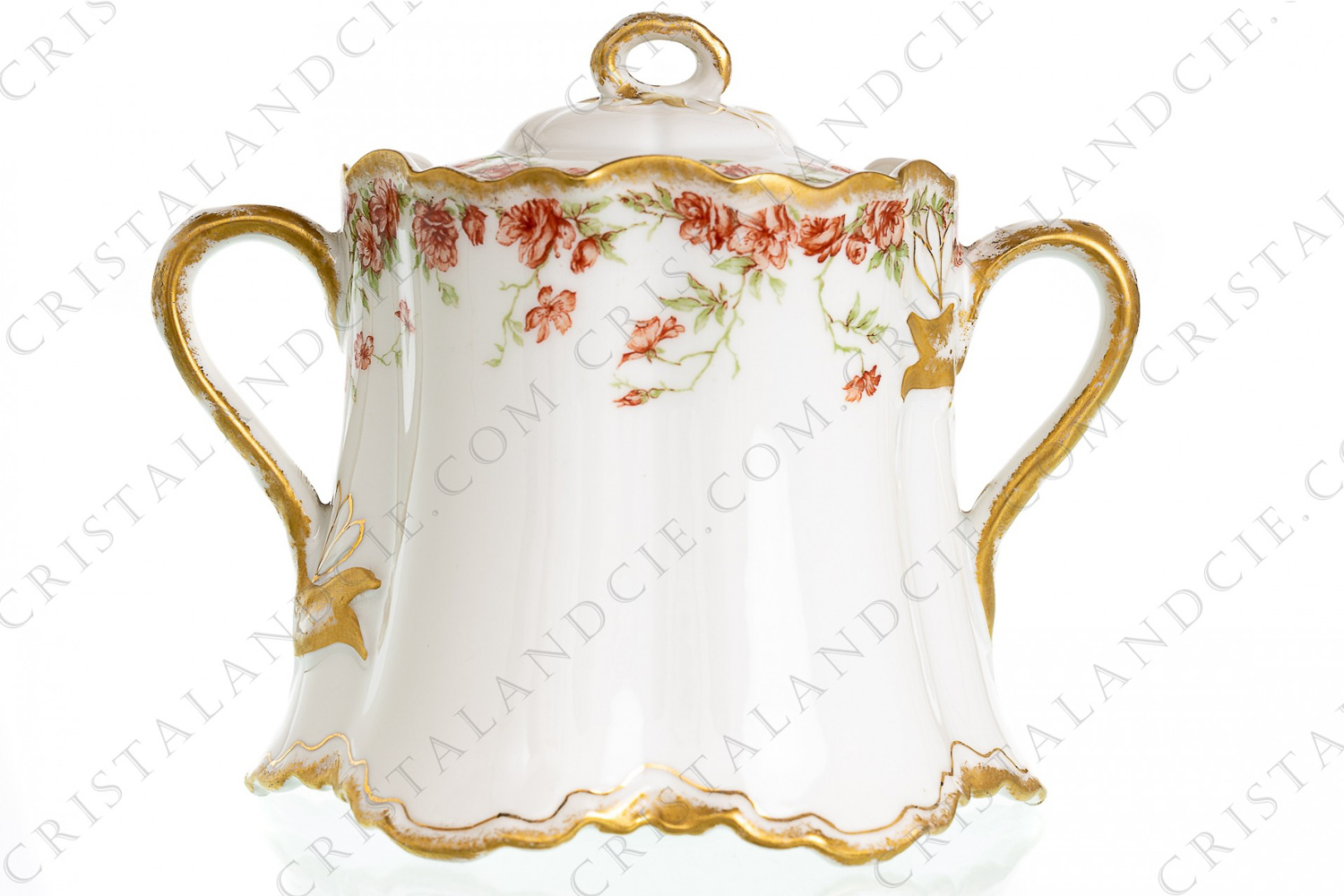 Sucrier en porcelaine de Limoges de la maison Haviland orné de frises de roses et filets or, prises de main figurant des rubans or photo-1