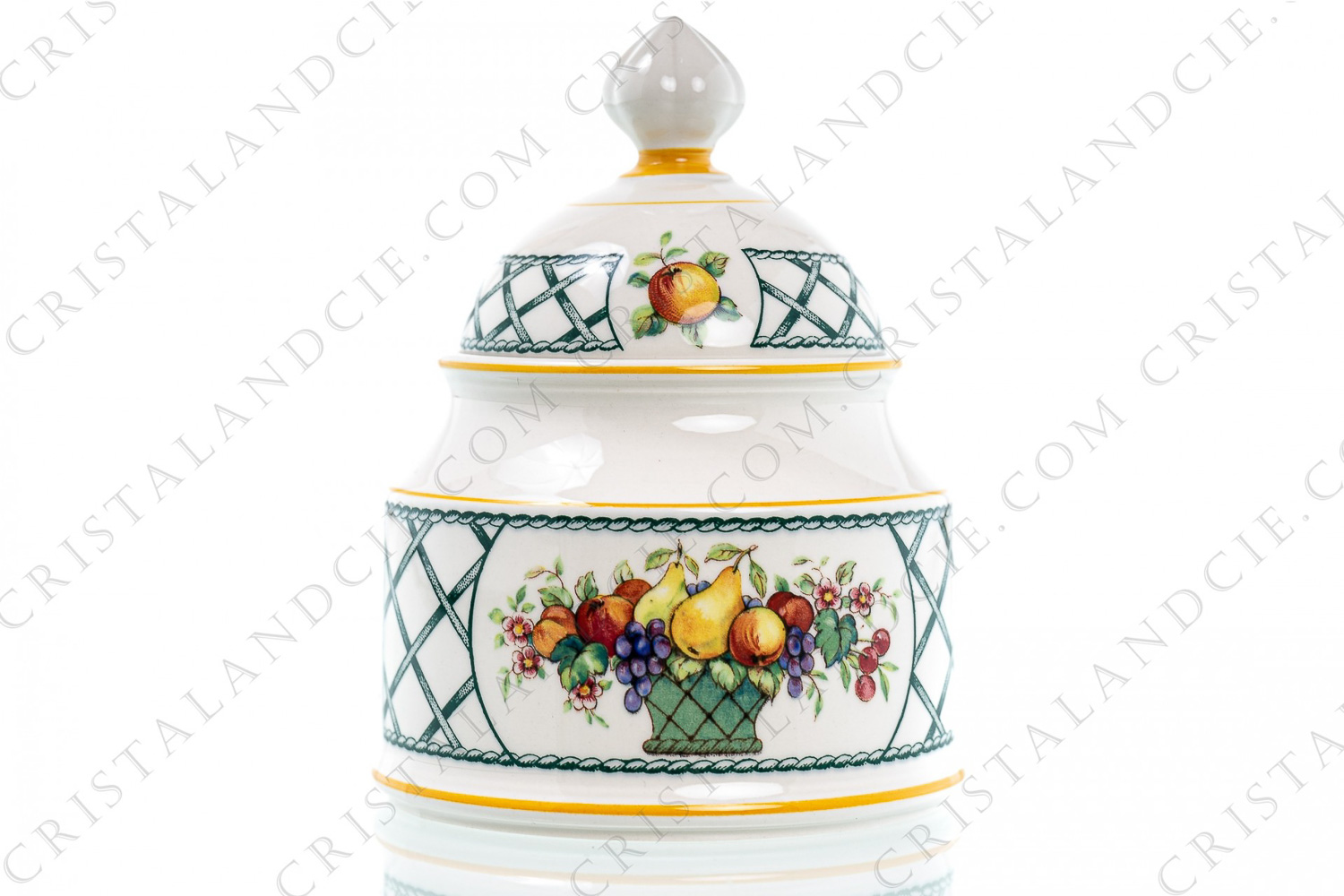 Sugar bowl in china by Villeroy and Boch pattern Basket decorated with a fruits basket photo-1