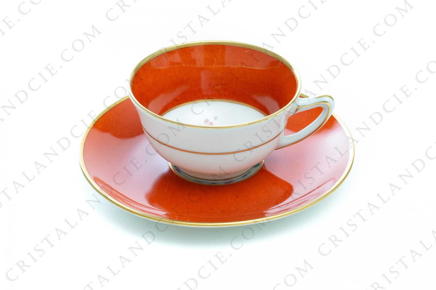 Tasse à café en porcelaine de Limoges de la maison Haviland et Parlon ornée d une bande orange et d un bouquet de fleurs polychrome signé Paul photo-1